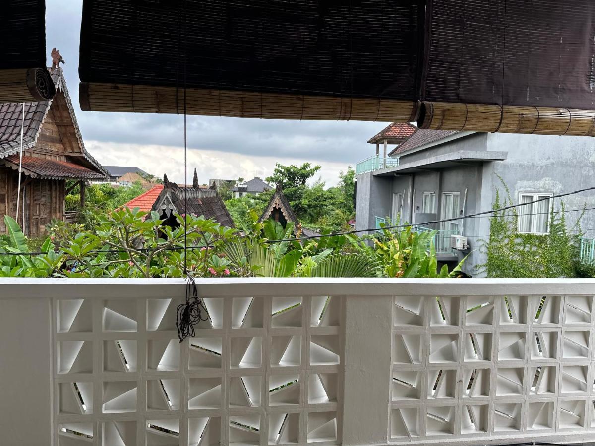 Koming Guest House Canggu  Ngoại thất bức ảnh