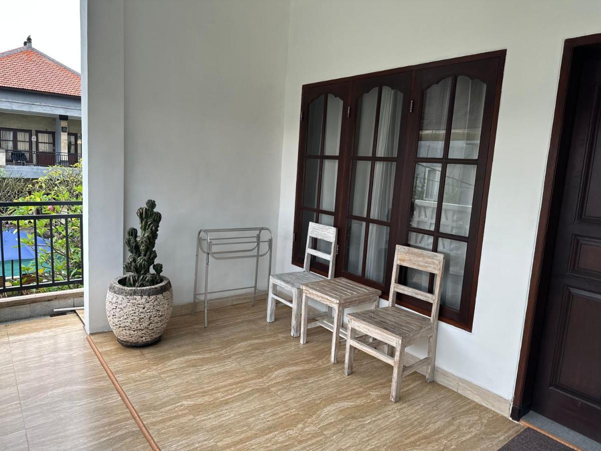 Koming Guest House Canggu  Ngoại thất bức ảnh
