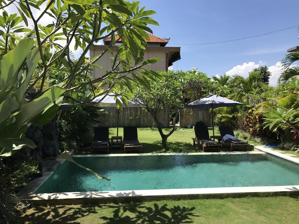 Koming Guest House Canggu  Ngoại thất bức ảnh