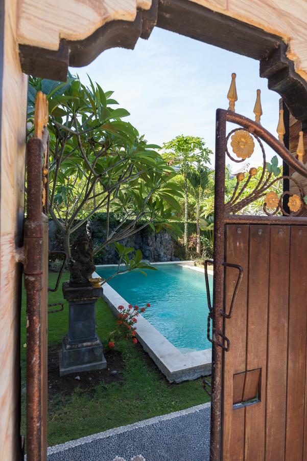 Koming Guest House Canggu  Ngoại thất bức ảnh