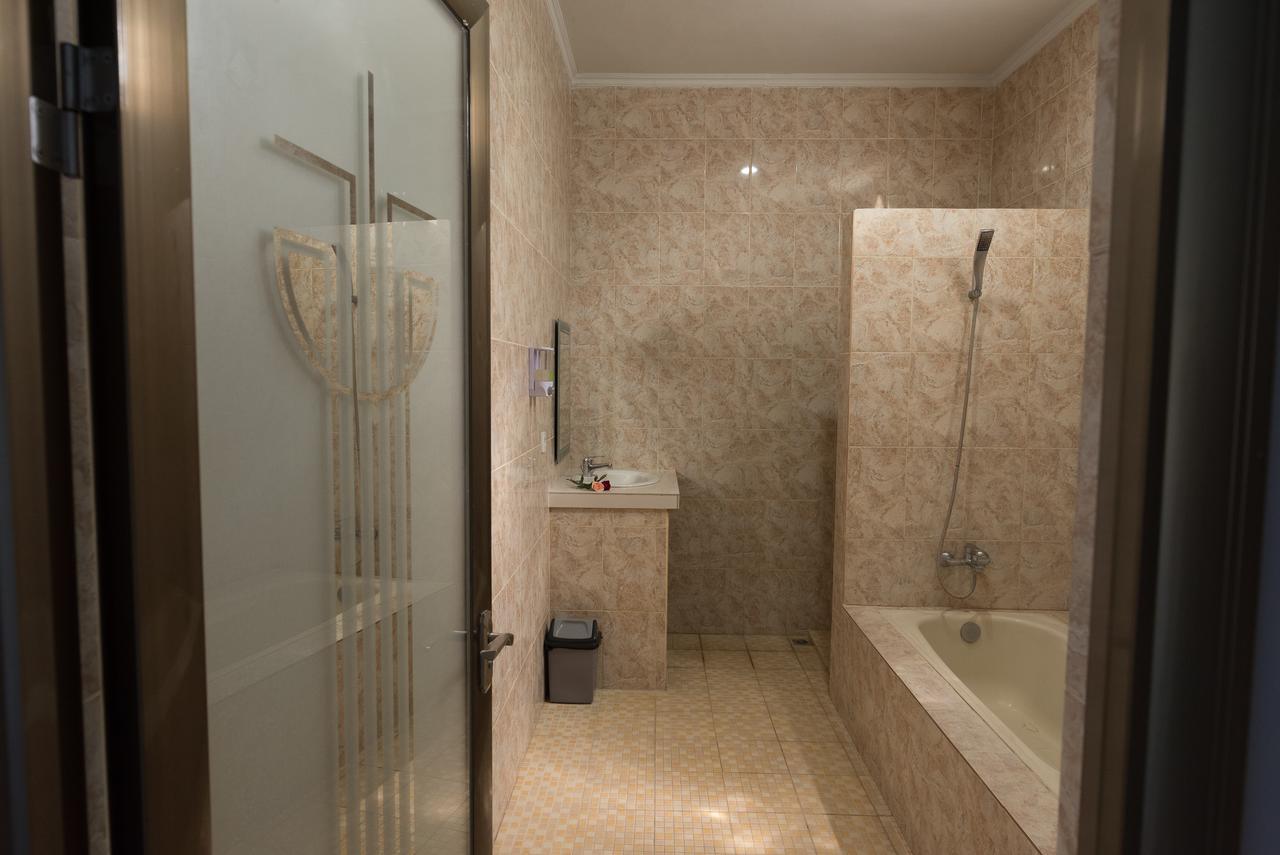 Koming Guest House Canggu  Ngoại thất bức ảnh