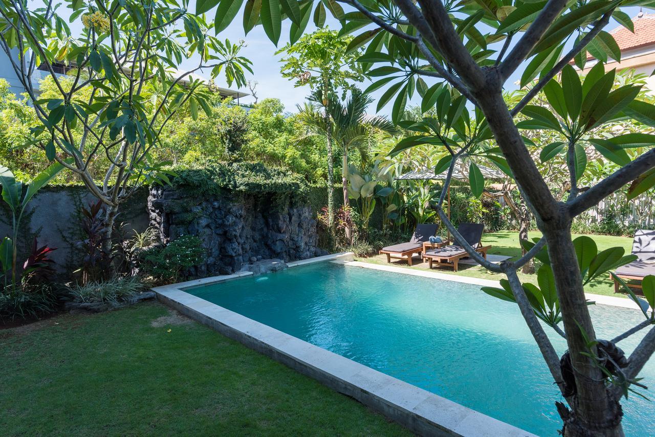 Koming Guest House Canggu  Ngoại thất bức ảnh